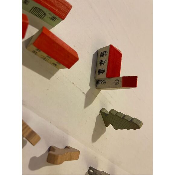 Vintage Miniature East Germany Dregeno mini Animals Houses Trees Fence Set Origi - Picture 10 of 14